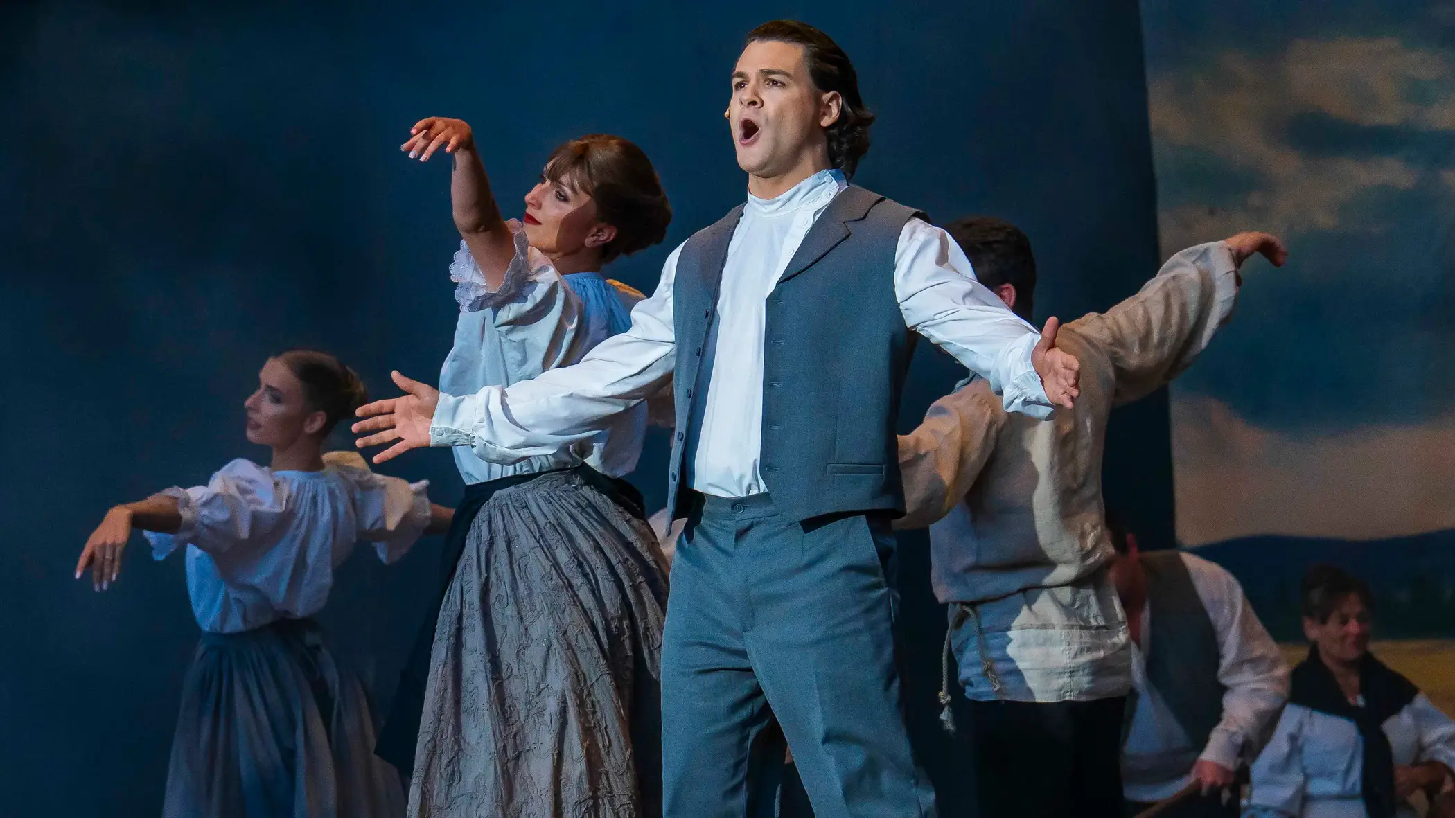 Robert Juliat Arthur LT followspot upgrade on Budapest’s Margaret Island