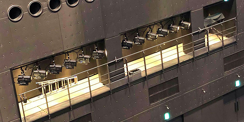 Sogo Butai equips Zepp Haneda with LED fixtures from Robert Juliat