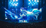 Robert Juliat Dalis 864 footlights join Justin Timberlake’s  “The Forget Tomorrow World Tour” - Photo © Steve Jennings